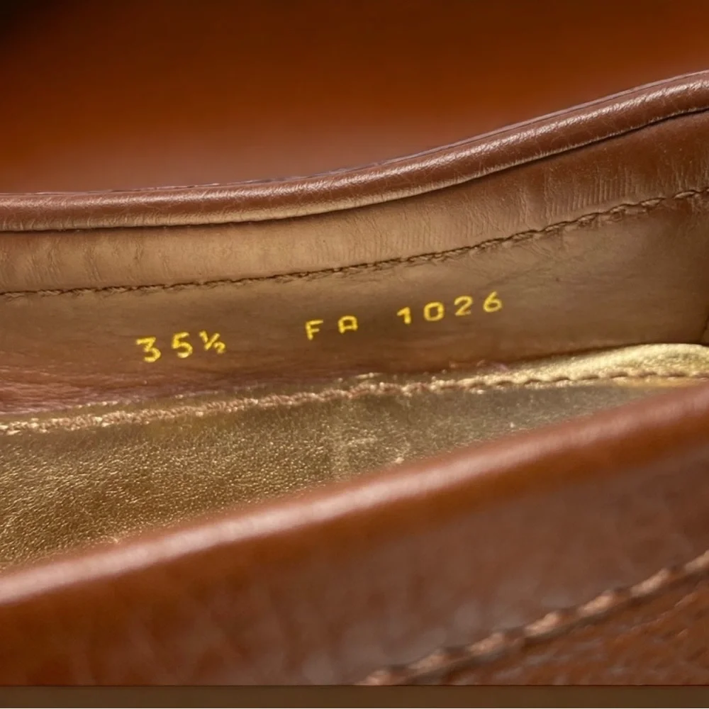 Louis Vuitton brown leather loafers/flats, 35.5 or 5.5 U.S. - Picture 10 of 11